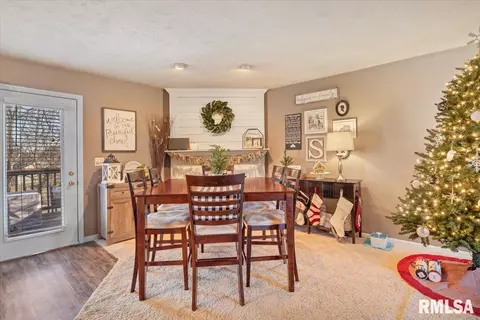 812 Helene St, Springfield, IL 62702 photo 6