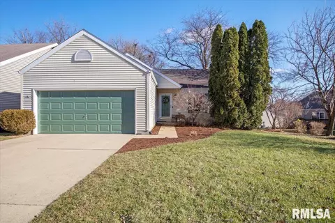 812 Helene St, Springfield, IL 62702 photo 1