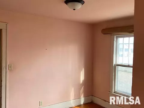 2810 E Keys Ave, Springfield, IL 62702 photo 9