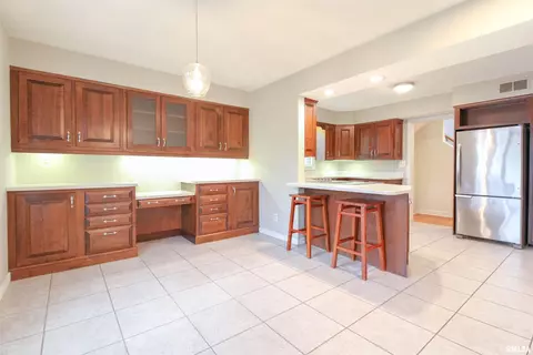 813 Williams Blvd, Springfield, IL 62704 photo 8