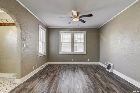 2944 S 4th St, Springfield, IL 62703 photo 11