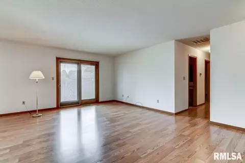 5208 Buford St, Springfield, IL 62703 photo 6