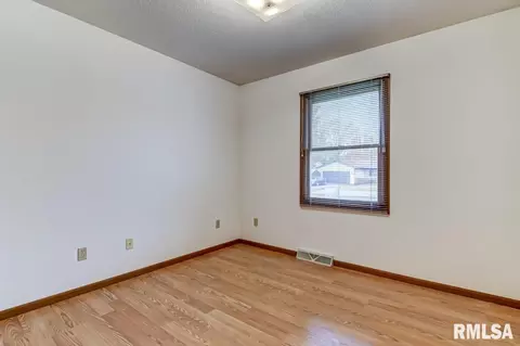 5208 Buford St, Springfield, IL 62703 photo 23