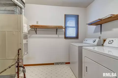 5208 Buford St, Springfield, IL 62703 photo 17