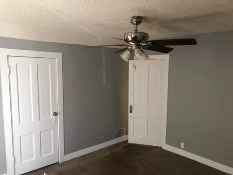117 W Cedar St, Springfield, IL 62704 photo 9