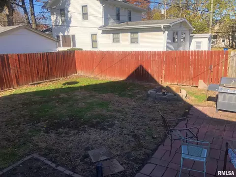 117 W Cedar St, Springfield, IL 62704 photo 11