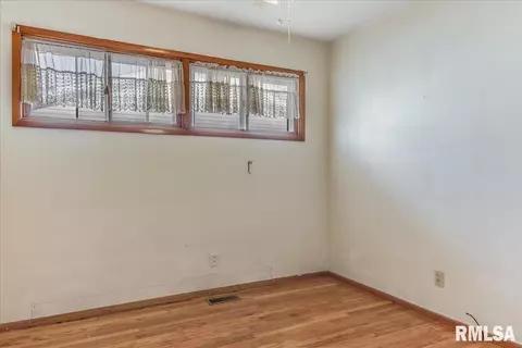 2001 N 23rd St, Springfield, IL 62702 photo 15