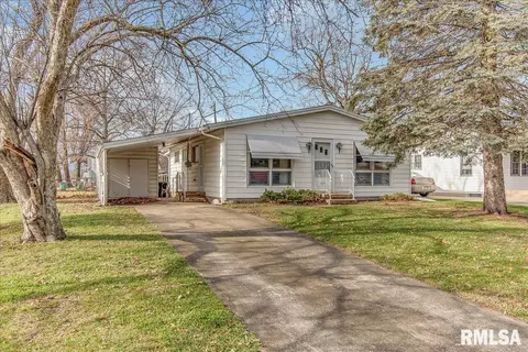 2001 N 23rd St, Springfield, IL 62702 photo 1