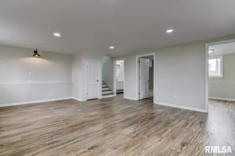 58 Horseshoe Dr, Springfield, IL 62702 photo 15