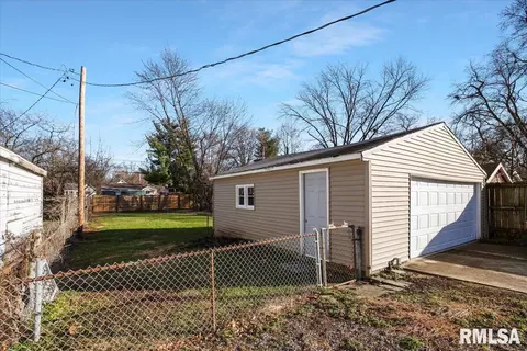 2140 S 13th St, Springfield, IL 62703 photo 17