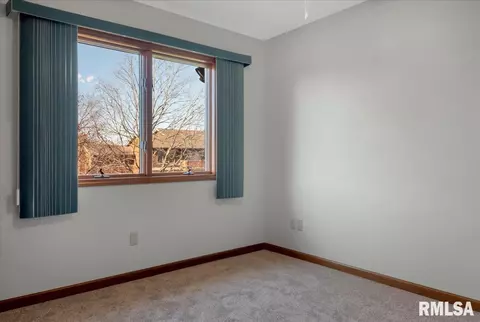 501 Colbrook Dr, Springfield, IL 62702 photo 37