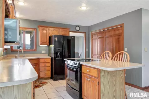 501 Colbrook Dr, Springfield, IL 62702 photo 16