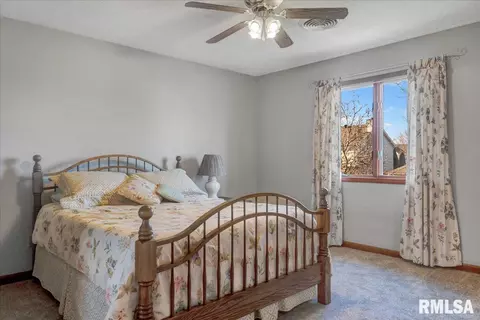 501 Colbrook Dr, Springfield, IL 62702 photo 27