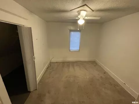 1829 S Spring St, Springfield, IL 62704 photo 13