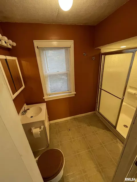 1829 S Spring St, Springfield, IL 62704 photo 7