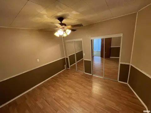 1829 S Spring St, Springfield, IL 62704 photo 6