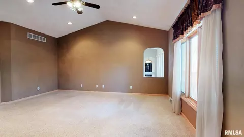 31 Charlene Ln, Springfield, IL 62711 photo 13