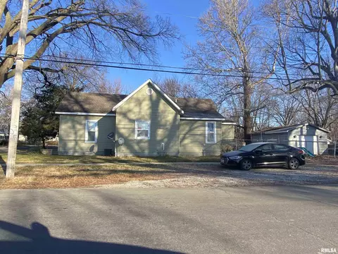 1100 N 13th St, Springfield, IL 62702 photo 3
