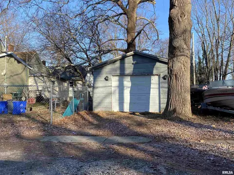 1100 N 13th St, Springfield, IL 62702 photo 5