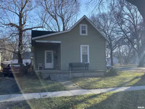 1100 N 13th St, Springfield, IL 62702 photo 1