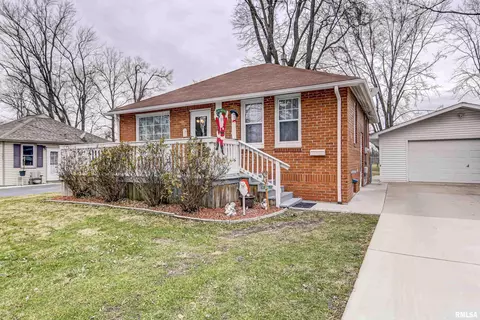123 Aarup St, Springfield, IL 62703 photo 1