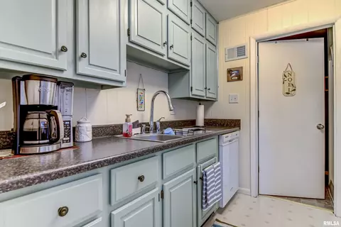2300 S Spring St, Springfield, IL 62704 photo 16