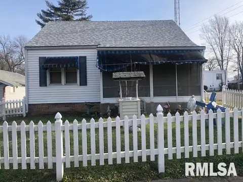 2246 S 13th St, Springfield, IL 62703 photo 3