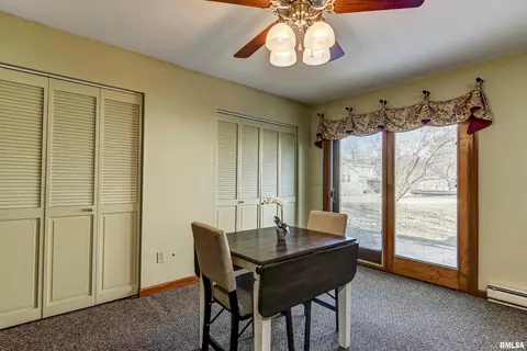 508 Avondale Dr, Springfield, IL 62704 photo 9