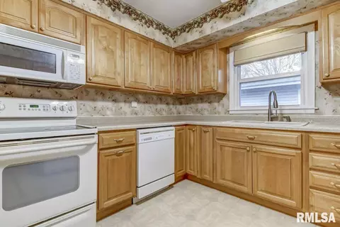 33 Longbow Ln, Springfield, IL 62704 photo 7