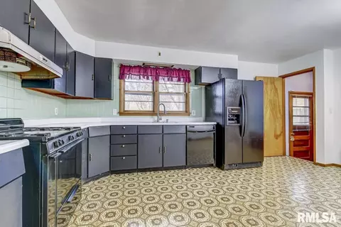 64 Nottingham Rd, Springfield, IL 62704 photo 7