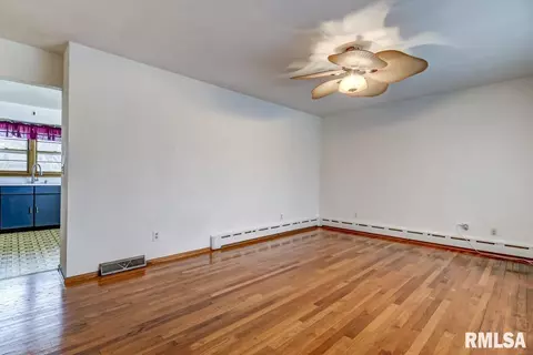 64 Nottingham Rd, Springfield, IL 62704 photo 5
