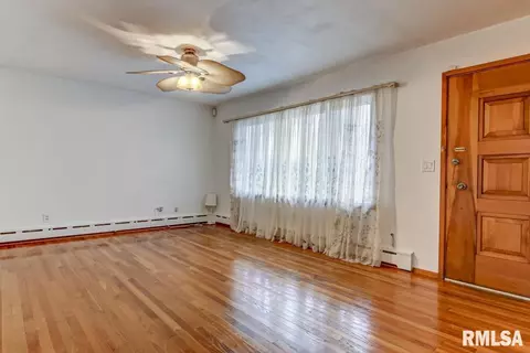 64 Nottingham Rd, Springfield, IL 62704 photo 2