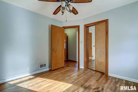 2227 S College St, Springfield, IL 62704 photo 14