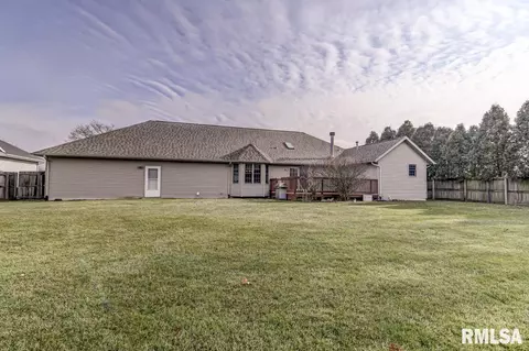 307 Dover Dr, Chatham, IL 62629 photo 38