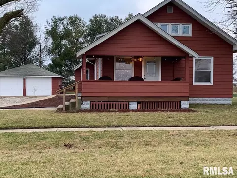 209 E Pine St, Modesto, IL 62667 photo 36