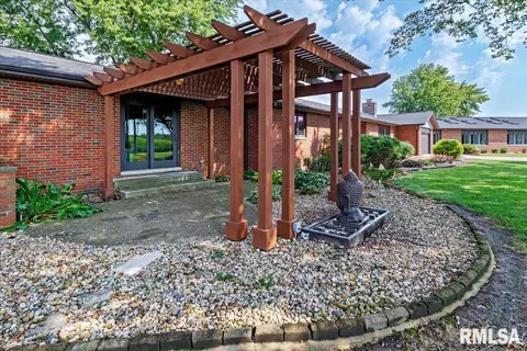 743 749 Etherton Ln, Springfield, IL 62712 photo 7