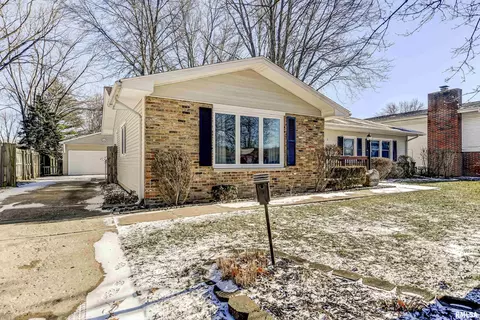 2716 Bennington Dr, Springfield, IL 62704 photo 4