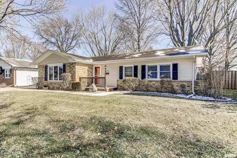 2716 Bennington Dr, Springfield, IL 62704 photo 1