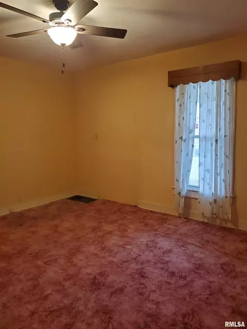 1011 N 15th St, Springfield, IL 62702 photo 12