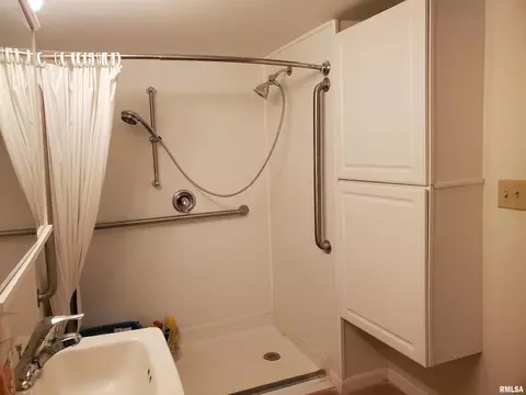 1011 N 15th St, Springfield, IL 62702 photo 10