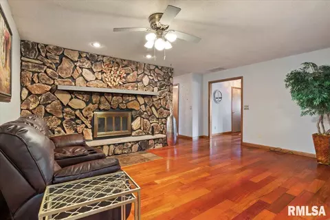 268 Saxon Dr, Springfield, IL 62704 photo 7