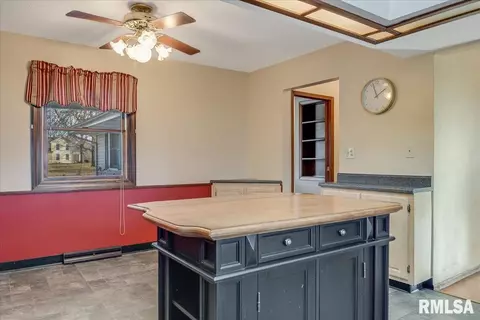 235 Pakey Rd, Springfield, IL 62712 photo 14