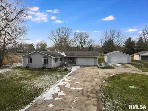 235 Pakey Rd, Springfield, IL 62712 photo 4
