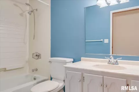 235 Pakey Rd, Springfield, IL 62712 photo 17