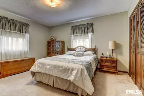 1124 Interlacken Rd, Springfield, IL 62704 photo 23