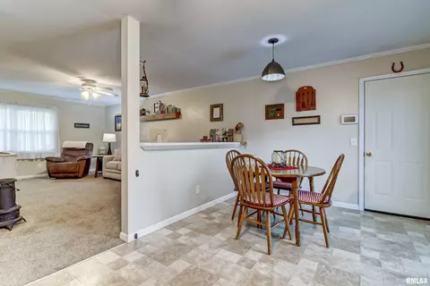 181 Archer Ave, Springfield, IL 62704 photo 17