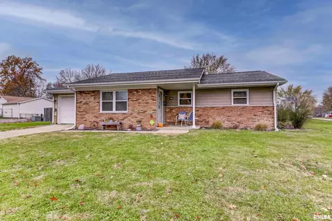 181 Archer Ave, Springfield, IL 62704 photo 2
