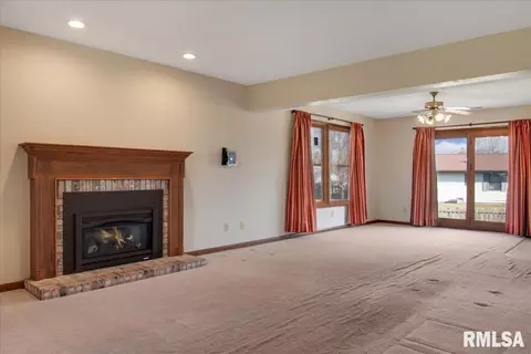 2416 Wembly Rd, Springfield, IL 62703 photo 4