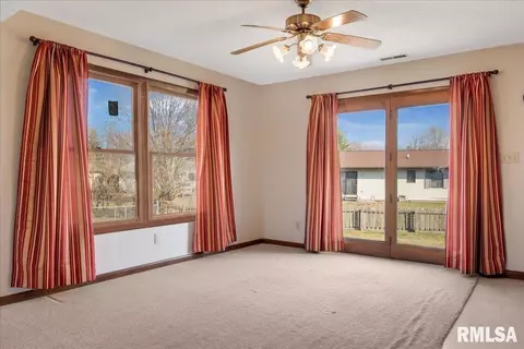 2416 Wembly Rd, Springfield, IL 62703 photo 8