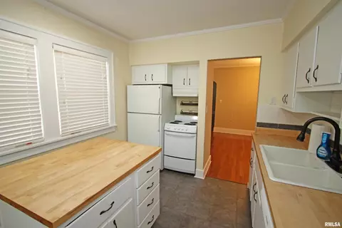 2421 S 6th St, Springfield, IL 62703 photo 14